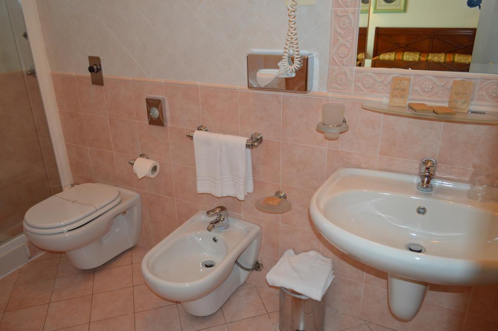 Hotel Delle Palme Falcone Habitación foto